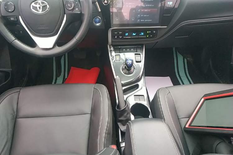 Used Toyota Corolla 2017 Revised Dual-Engine 1.8L E-CVT Elite Edition Gear Lever
