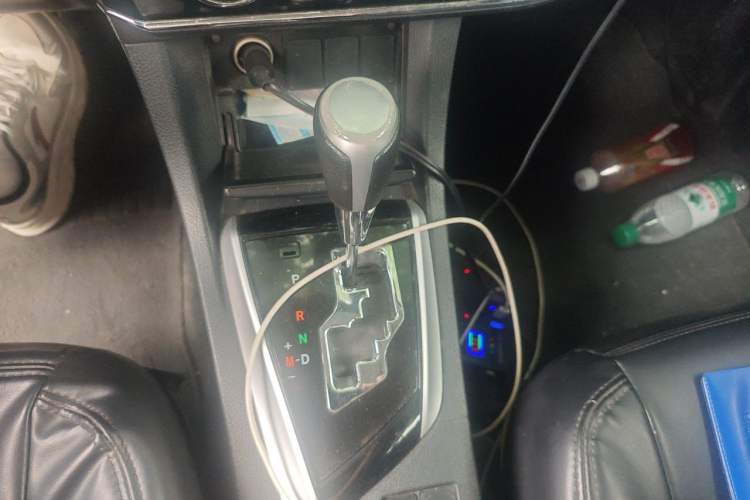 Used Toyota Corolla 2017 Revised Version 1.6L S-CVT GL Gear Lever