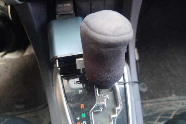 Used Toyota Corolla 2017 Revised Version 1.2T S-CVT GL Gear Lever