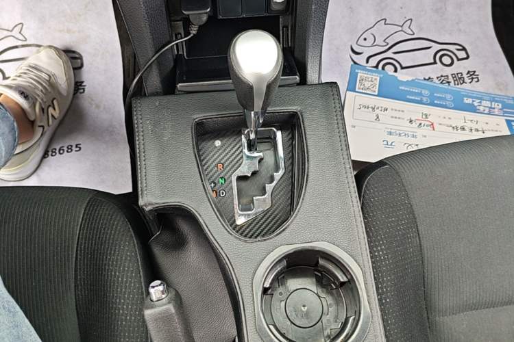 Used Toyota Corolla 2017 Revised Version 1.2T S-CVT GL-i Gear Lever