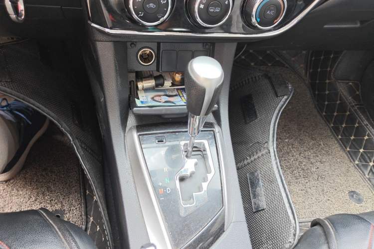 Used Toyota Corolla 2017 1.6L CVT GL Gear Lever