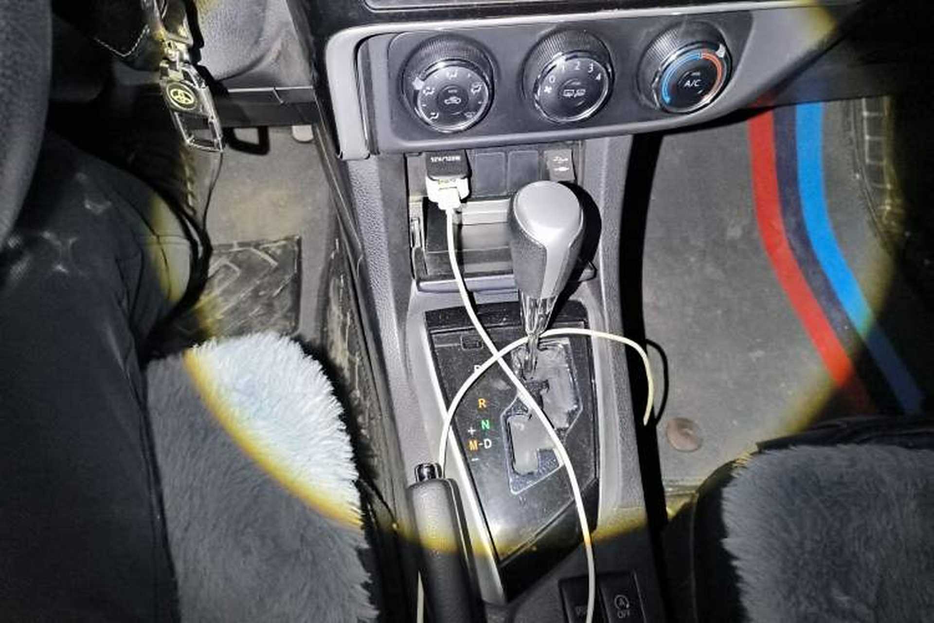 Used Toyota Corolla 2017 Revised Version 1.2T S-CVT GL-i Gear Lever