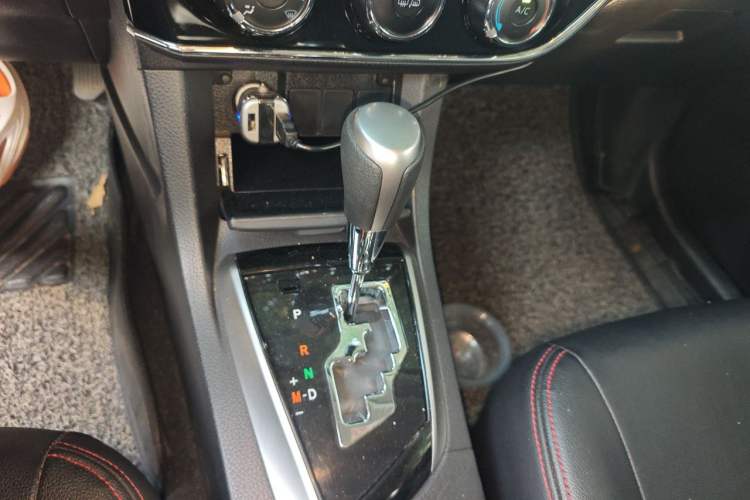 Used Toyota Corolla 2017 1.6L CVT GL Gear Lever