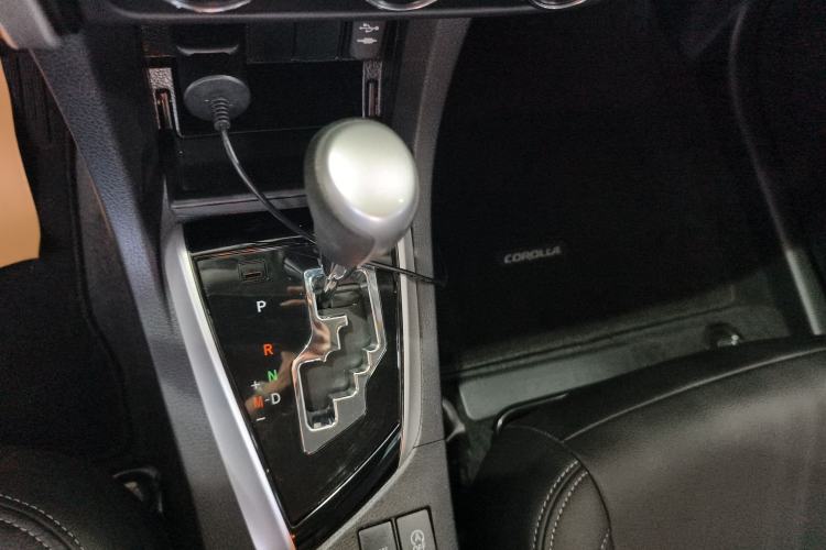 Used Toyota Corolla 2017 Revised Version 1.2T S-CVT GL-i Gear Lever