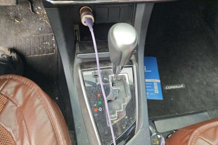 Used Toyota Corolla 2017 1.2T CVT GL-i Gear Lever