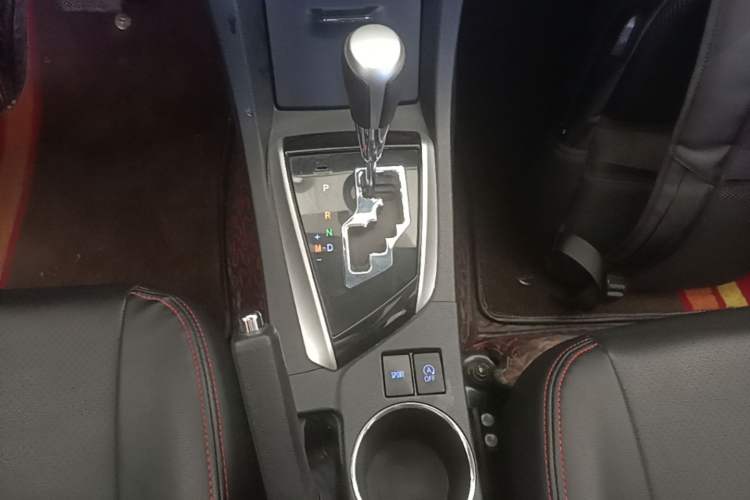 Used Toyota Corolla 2017 Revised Version 1.2T S-CVT GL-i Gear Lever