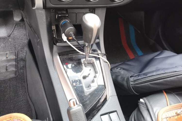 Used Toyota Corolla 2017 Revised Version 1.2T S-CVT GL Gear Lever