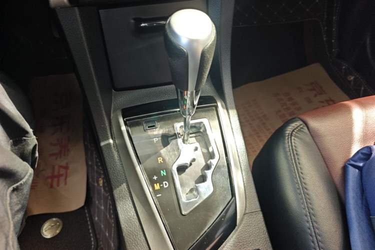 Used Toyota Corolla 2017 Revised Version 1.2T S-CVT GL Gear Lever