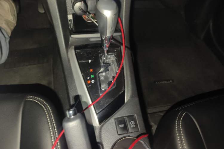 Used Toyota Corolla 2017 Revised Version 1.2T S-CVT GL-i Gear Lever