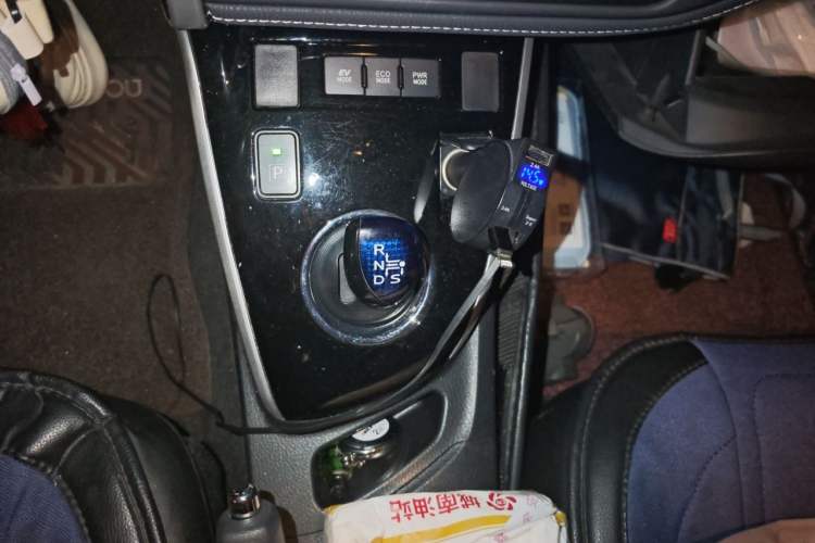 Used Toyota Corolla 2017 Revised Dual-Engine 1.8L E-CVT Elite Edition Gear Lever