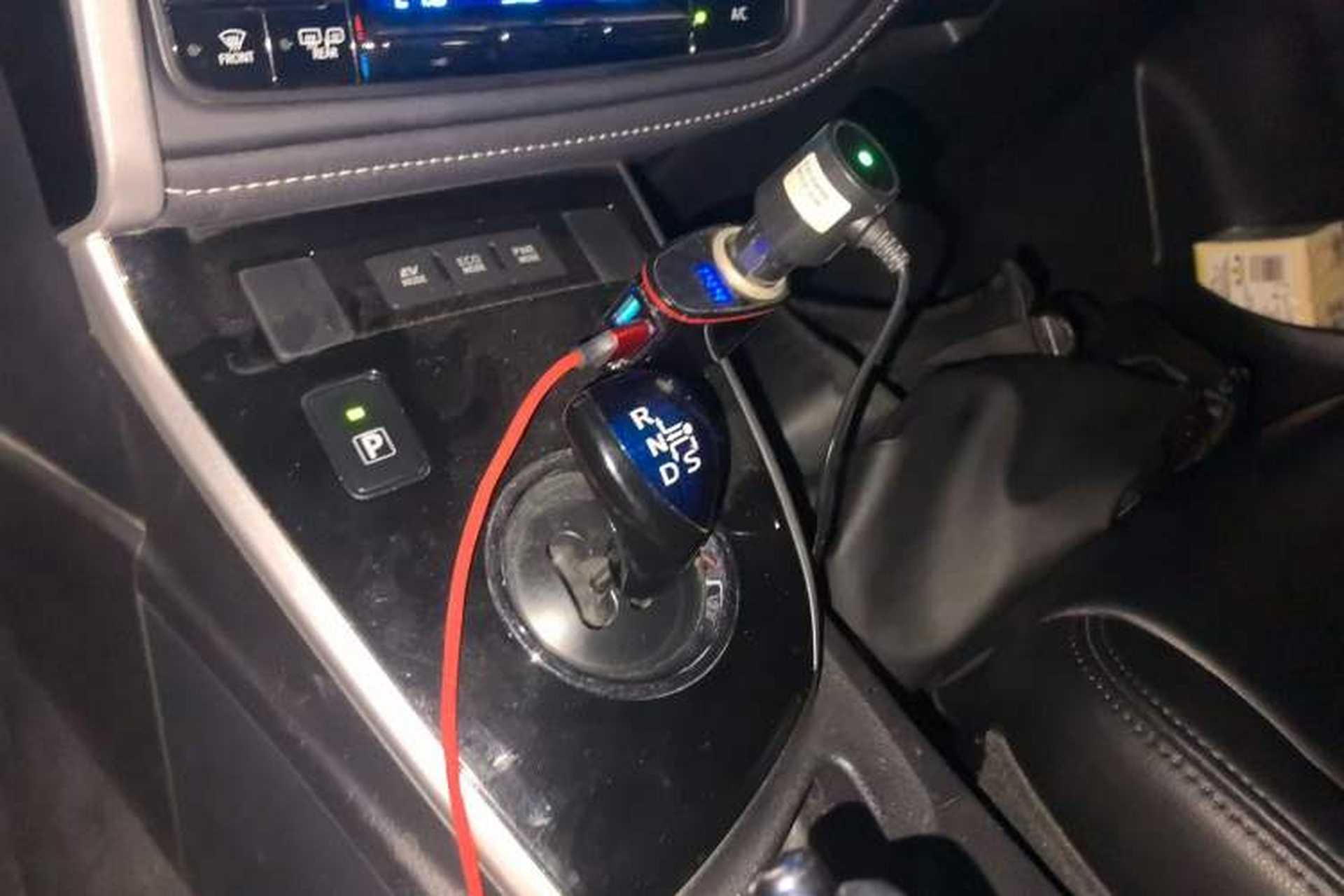 Used Toyota Corolla 2017 Revised Dual-Engine 1.8L E-CVT Leading Edition Gear Lever