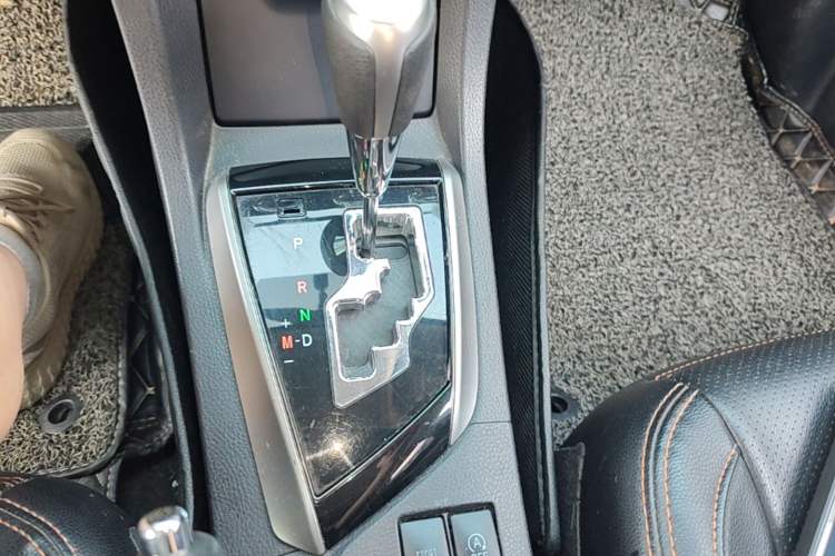 Used Toyota Corolla 2017 1.2T CVT GL-i Gear Lever
