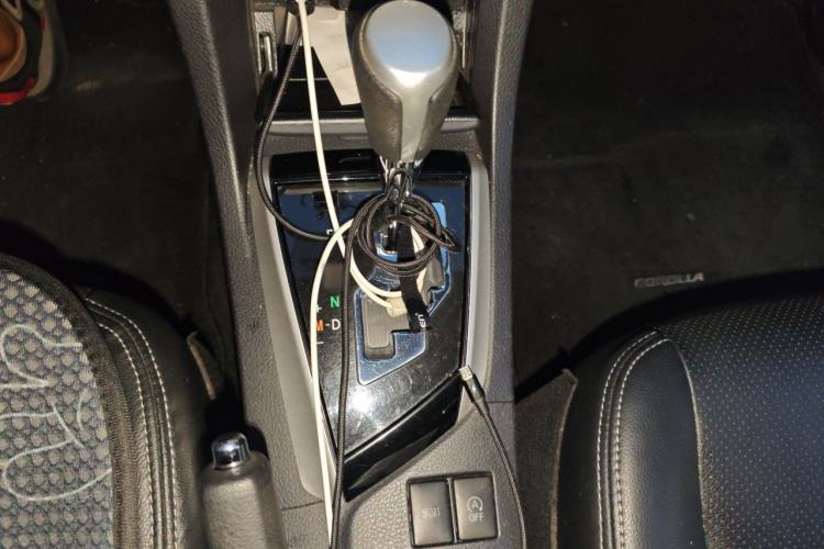 Used Toyota Corolla 2017 Revised Version 1.2T S-CVT GL Gear Lever