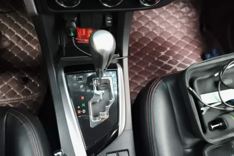 Used Toyota Corolla 2017 Revised Version 1.2T S-CVT GL-i Gear Lever