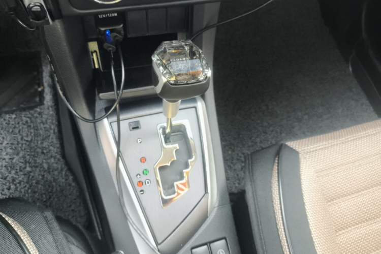 Used Toyota Corolla 2017 Revised Version 1.2T S-CVT GL Gear Lever