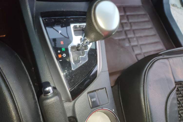Used Toyota Corolla 2017 1.6L CVT GL Gear Lever