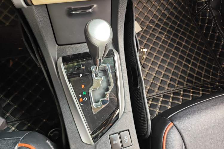 Used Toyota Corolla 2017 Revised Version 1.2T S-CVT GL-i Gear Lever