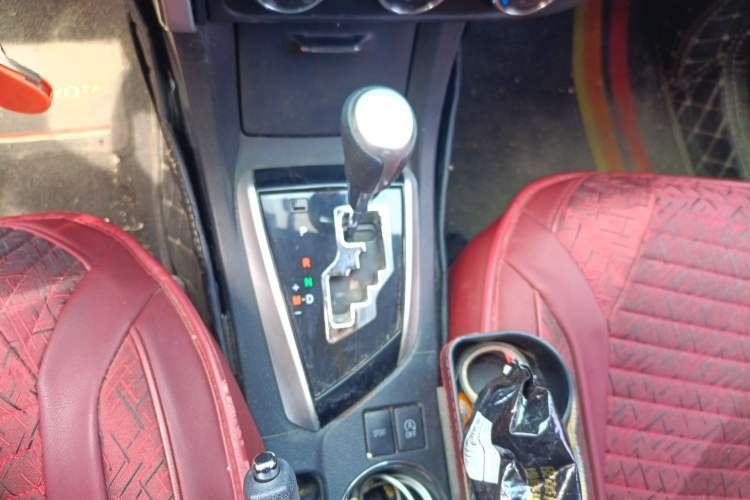 Used Toyota Corolla 2017 Revised Version 1.2T S-CVT GL Gear Lever