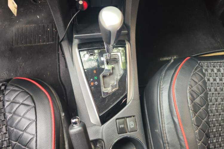 Used Toyota Corolla 2017 Revised Version 1.2T S-CVT GL Gear Lever