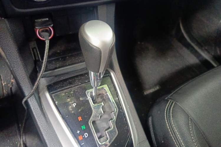 Used Toyota Corolla 2017 1.2T CVT GL Gear Lever