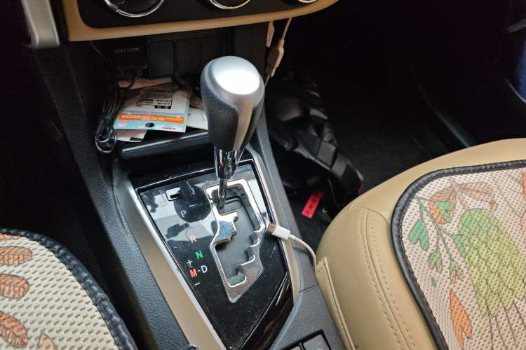 Used Toyota Corolla 2017 Revised Version 1.2T S-CVT GL Gear Lever