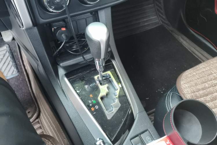 Used Toyota Corolla 2017 Revised Version 1.2T S-CVT GL Gear Lever