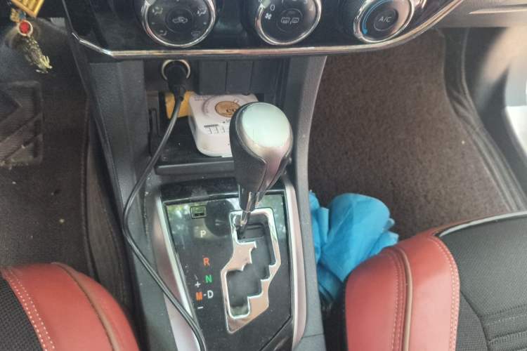 Used Toyota Corolla 2017 1.6L CVT GL Gear Lever