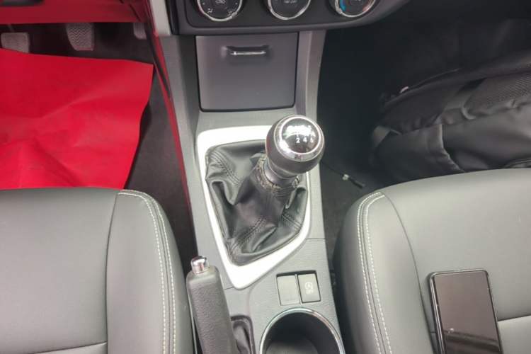Used Toyota Corolla 2017 Revised Version 1.2T Manual GL Gear Lever