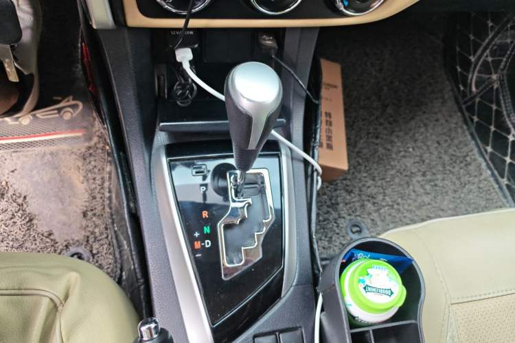 Used Toyota Corolla 2017 Revised Version 1.2T S-CVT GL-i Gear Lever