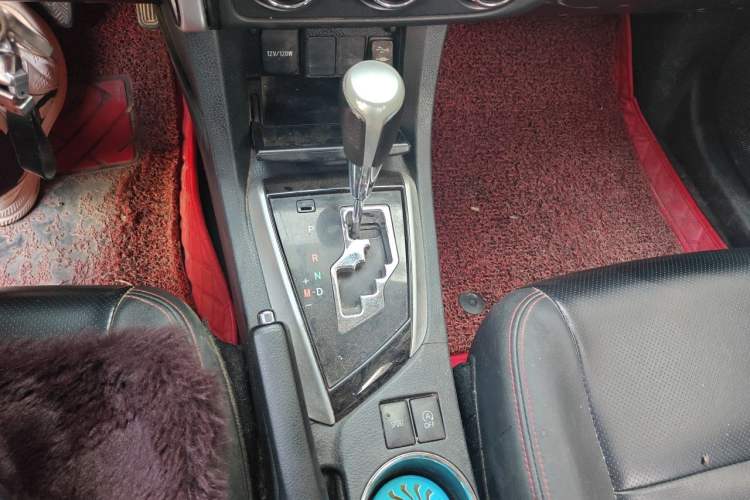 Used Toyota Corolla 2017 Revised Version 1.2T S-CVT GL-i Gear Lever