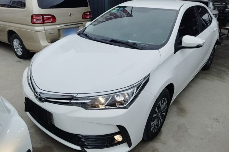 Used Toyota Corolla 2017 Revised Version 1.2T S-CVT GL Guazi used car, China used car export, Used car for sale, Used cars, Cheapest cars for sale