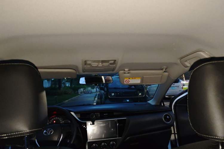 Used Toyota Corolla 2017 Revised Version 1.2T S-CVT GL Headliner