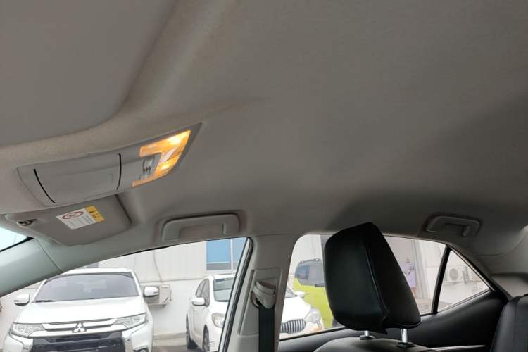 Used Toyota Corolla 2017 Revised Version 1.2T S-CVT GL Headliner
