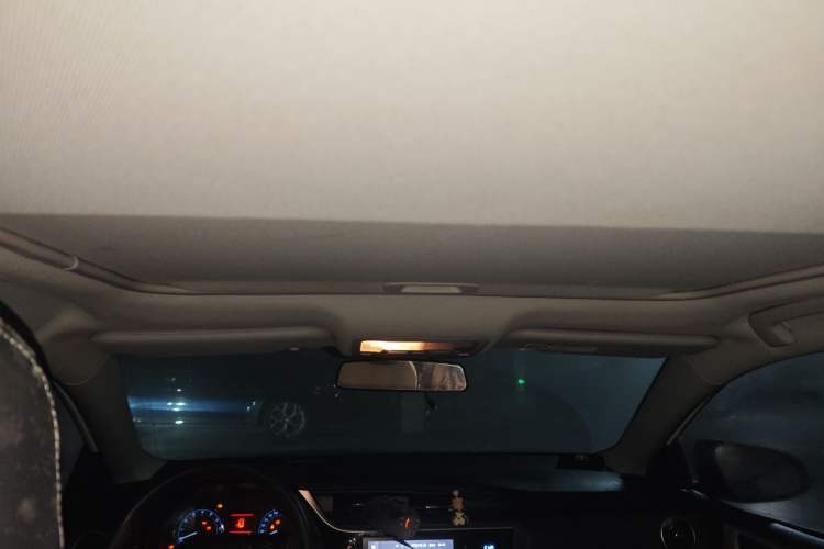 Used Toyota Corolla 2017 Revised Version 1.2T S-CVT GL-i Headliner