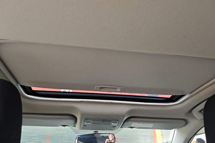 Used Toyota Corolla 2017 Revised Version 1.2T S-CVT GL-i Headliner