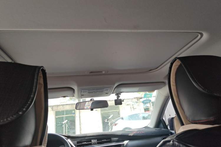 Used Toyota Corolla 2017 Revised Version 1.2T S-CVT GL-i Headliner