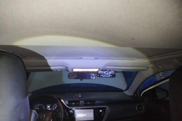 Used Toyota Corolla 2017 Revised Version 1.2T S-CVT GL-i Headliner