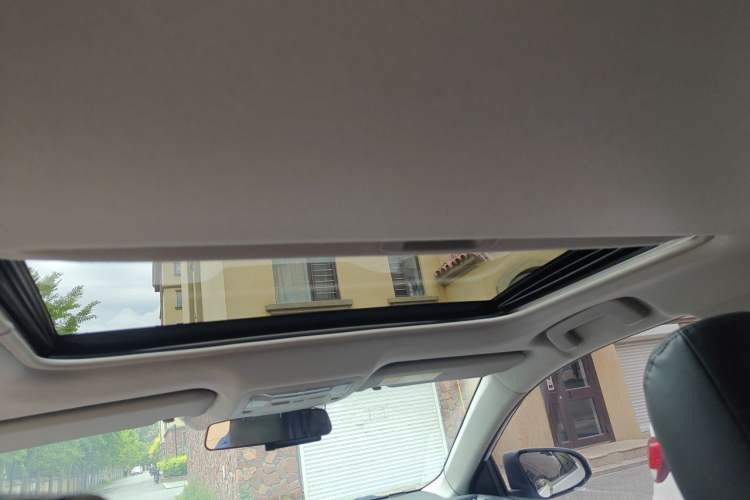 Used Toyota Corolla 2017 Revised Version 1.2T S-CVT GL-i Headliner