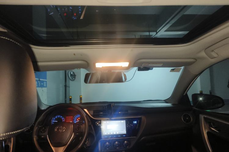 Used Toyota Corolla 2017 Revised Version 1.2T S-CVT GL-i Headliner