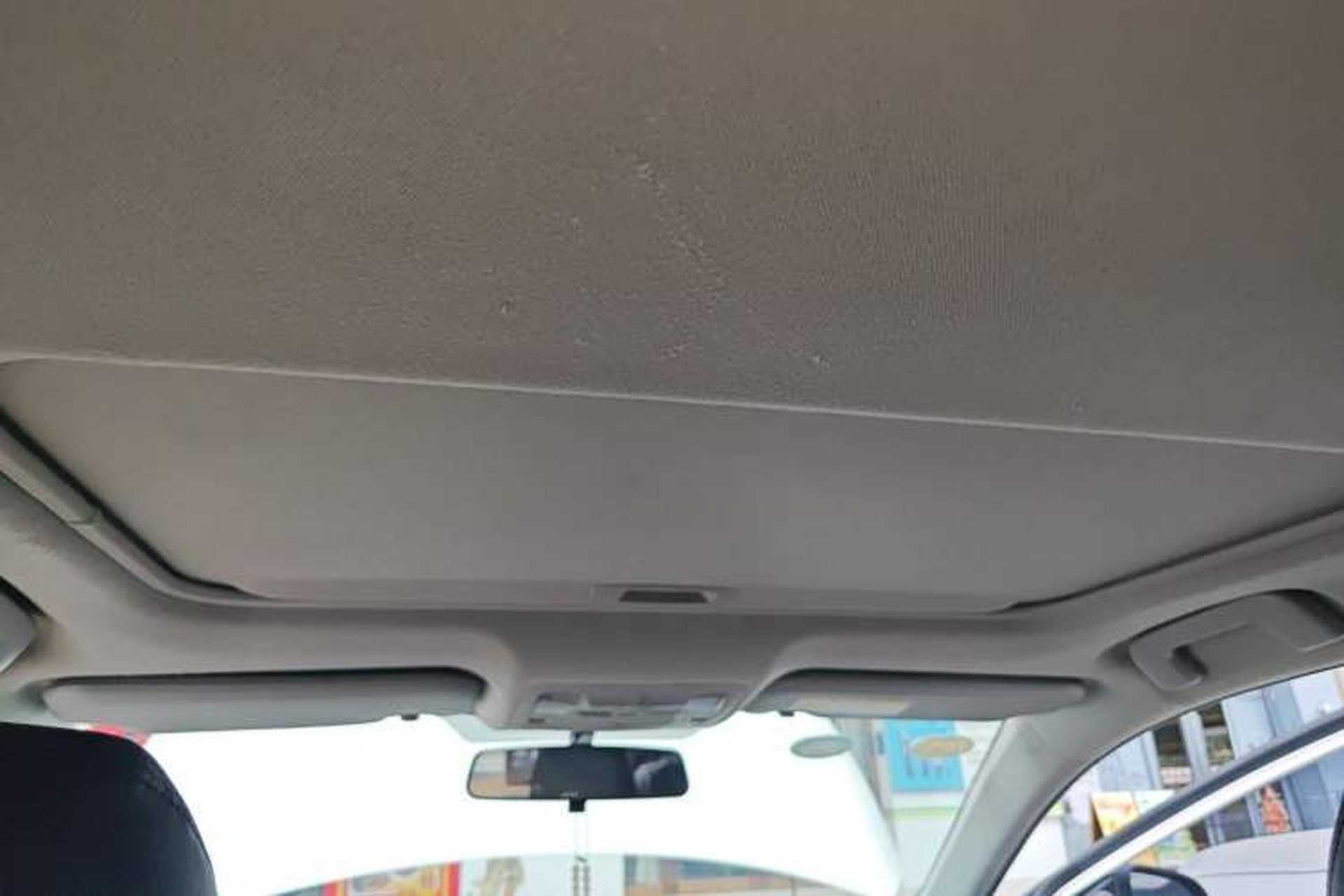 Used Toyota Corolla 2017 Revised Dual-Engine 1.8L E-CVT Leading Edition Headliner