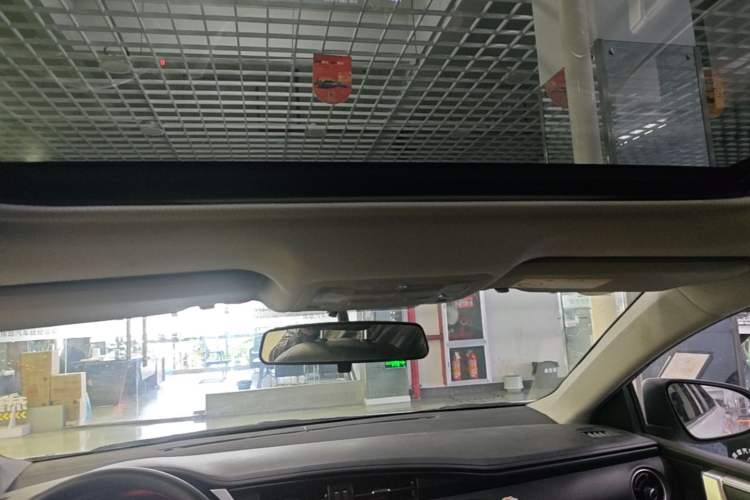 Used Toyota Corolla 2017 Revised Version 1.2T S-CVT GL-i Headliner