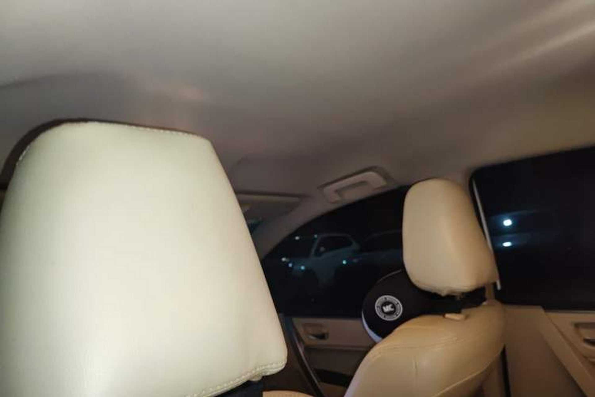 Used Toyota Corolla 2017 1.6L CVT GL Headliner