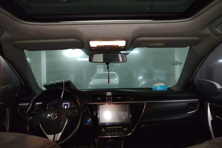 Used Toyota Corolla 2017 Revised Dual-Engine 1.8L E-CVT Leading Edition Headliner