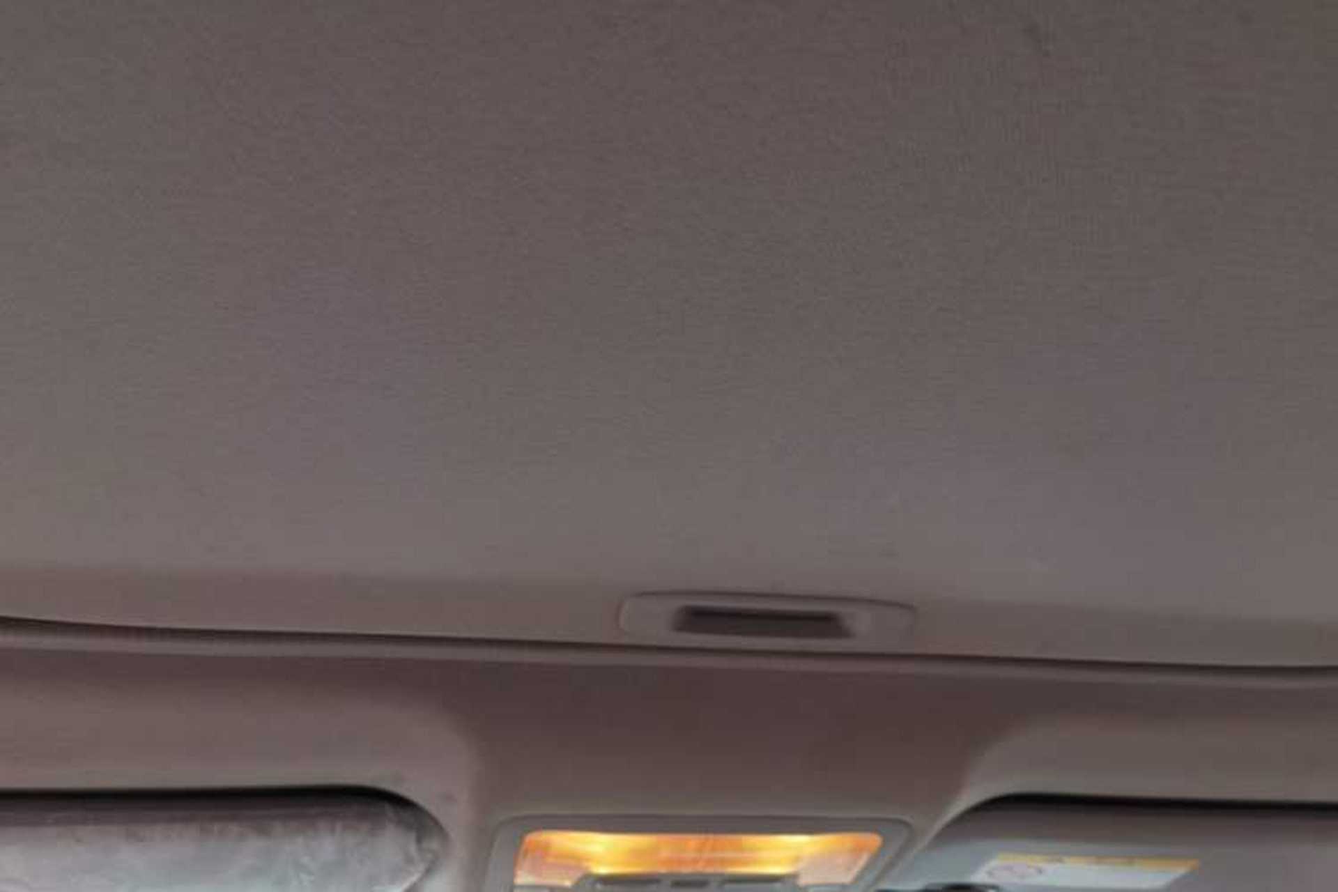 Used Toyota Corolla 2017 Revised Version 1.2T S-CVT GL-i Headliner