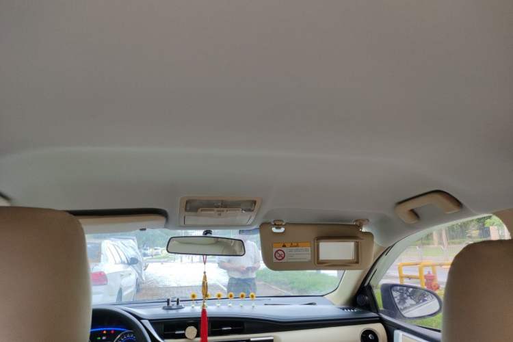 Used Toyota Corolla 2017 Revised Dual-Motor 1.8L E-CVT Pioneer Edition Headliner