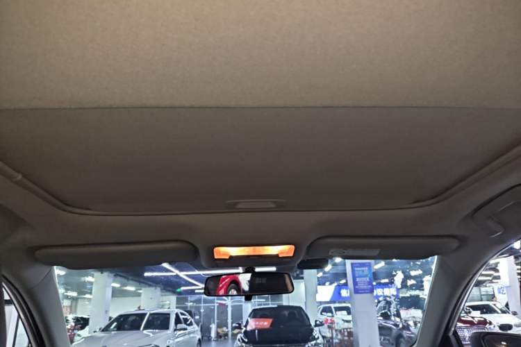 Used Toyota Corolla 2017 Revised Version 1.2T S-CVT GL-i Headliner