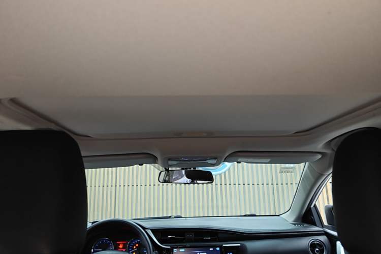 Used Toyota Corolla 2017 Revised Version 1.2T S-CVT GL-i Headliner