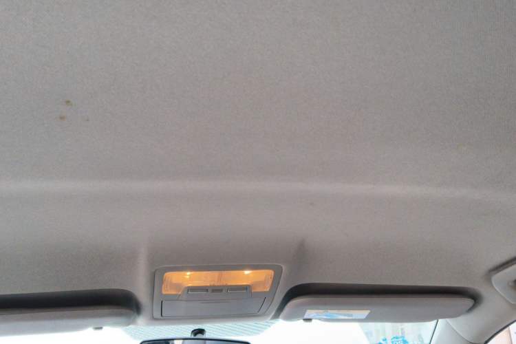Used Toyota Corolla 2017 Revised Version 1.6L S-CVT GL Headliner