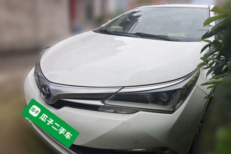 Toyota Corolla 2017 Revised Dual-Engine 1.8L E-CVT Elite Edition d’occasion Guazi used car, China used car export, Used car for sale, Used cars, Cheapest cars for sale