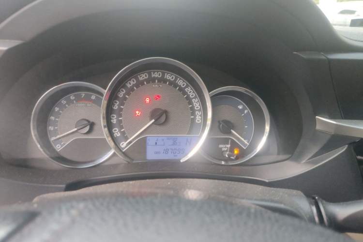 Used Toyota Corolla 2017 1.6L CVT GL Instrument Cluster